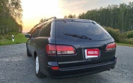 Nissan Avenir II, 2003 год, 400 000 рублей, 24 фотография