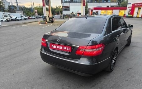 Mercedes-Benz E-Класс, 2009 год, 1 180 000 рублей, 4 фотография