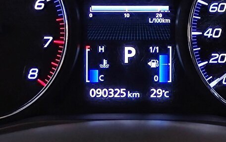 Mitsubishi Outlander III рестайлинг 3, 2021 год, 2 500 000 рублей, 18 фотография
