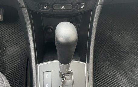 Hyundai Solaris II рестайлинг, 2012 год, 750 000 рублей, 22 фотография