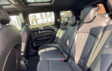 MINI Clubman, 2019 год, 3 050 000 рублей, 14 фотография