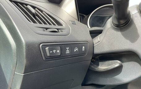Hyundai ix35 I рестайлинг, 2012 год, 1 200 000 рублей, 2 фотография