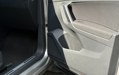 Volkswagen Tiguan II, 2020 год, 3 330 000 рублей, 13 фотография