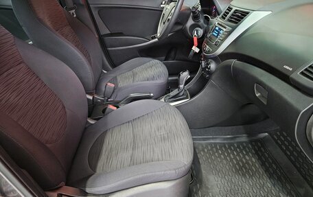 Hyundai Solaris II рестайлинг, 2016 год, 1 055 000 рублей, 12 фотография