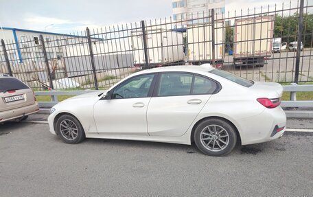 BMW 3 серия, 2021 год, 2 999 999 рублей, 24 фотография
