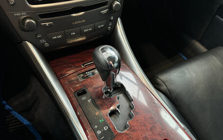 Lexus IS II рестайлинг 2, 2008 год, 1 070 000 рублей, 26 фотография