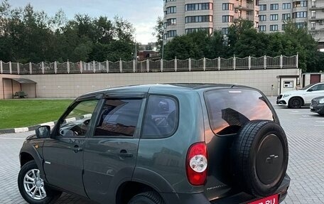 Chevrolet Niva I рестайлинг, 2010 год, 510 000 рублей, 11 фотография