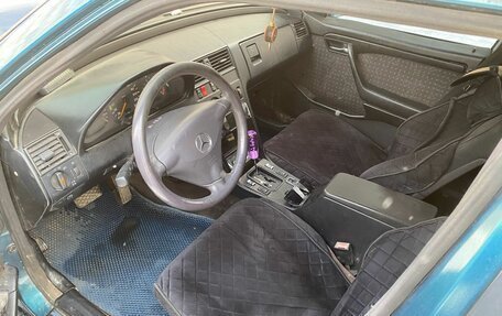 Mercedes-Benz C-Класс, 1993 год, 260 000 рублей, 4 фотография