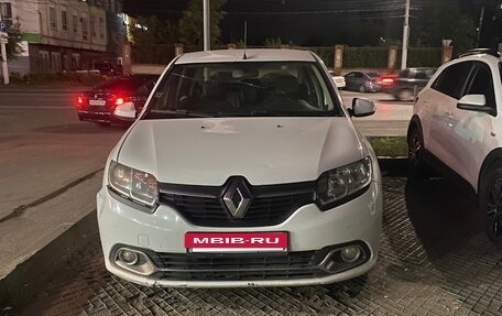 Renault Logan II, 2015 год, 335 000 рублей, 6 фотография