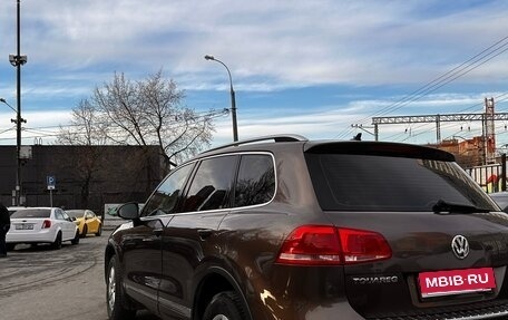 Volkswagen Touareg III, 2012 год, 2 200 000 рублей, 3 фотография