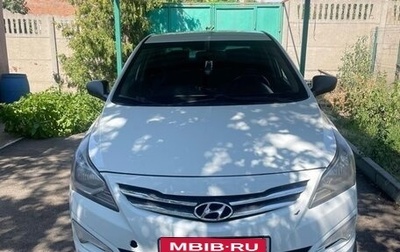 Hyundai Solaris II рестайлинг, 2015 год, 680 000 рублей, 1 фотография