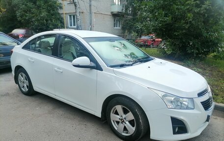 Chevrolet Cruze II, 2014 год, 950 000 рублей, 9 фотография
