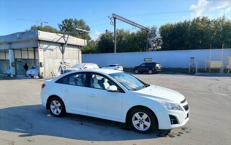 Chevrolet Cruze II, 2014 год, 950 000 рублей, 7 фотография
