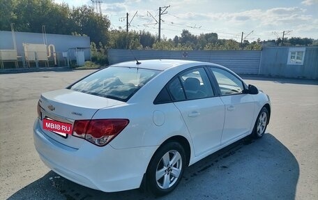 Chevrolet Cruze II, 2014 год, 950 000 рублей, 6 фотография