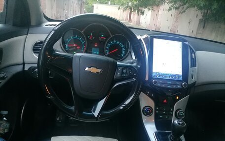 Chevrolet Cruze II, 2014 год, 950 000 рублей, 12 фотография