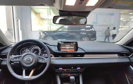 Mazda 6, 2020 год, 2 200 000 рублей, 6 фотография