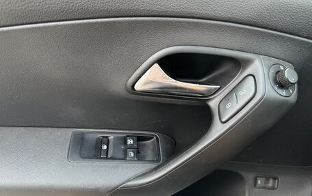 Volkswagen Polo VI (EU Market), 2015 год, 1 000 000 рублей, 13 фотография