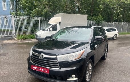 Toyota Highlander III, 2014 год, 3 300 000 рублей, 1 фотография