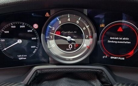 Porsche 911, 2024 год, 70 000 000 рублей, 15 фотография