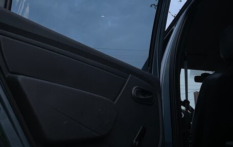 Renault Logan I, 2013 год, 530 000 рублей, 6 фотография