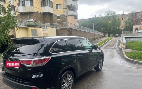 Toyota Highlander III, 2014 год, 3 300 000 рублей, 4 фотография