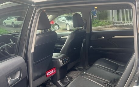 Toyota Highlander III, 2014 год, 3 300 000 рублей, 6 фотография