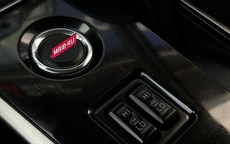 Mitsubishi Outlander III рестайлинг 3, 2017 год, 2 000 000 рублей, 15 фотография