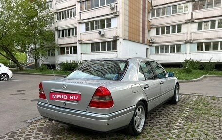 Mercedes-Benz C-Класс, 1997 год, 550 000 рублей, 2 фотография