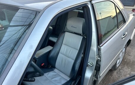 Mercedes-Benz C-Класс, 1997 год, 550 000 рублей, 18 фотография