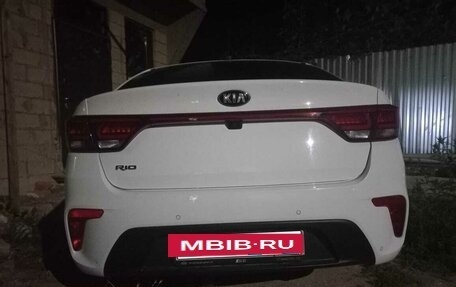 KIA Rio IV, 2019 год, 1 550 000 рублей, 4 фотография