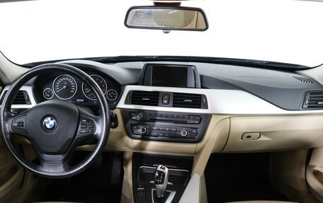 BMW 3 серия, 2014 год, 1 477 000 рублей, 11 фотография