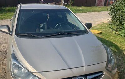 Hyundai Solaris II рестайлинг, 2011 год, 720 000 рублей, 1 фотография