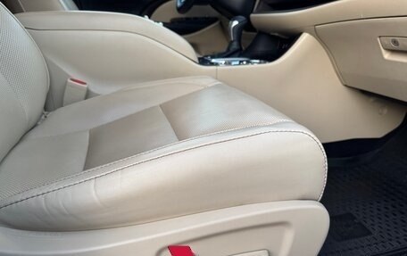 Toyota Highlander III, 2019 год, 3 999 999 рублей, 28 фотография