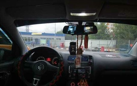 Volkswagen Polo VI (EU Market), 2014 год, 750 000 рублей, 2 фотография