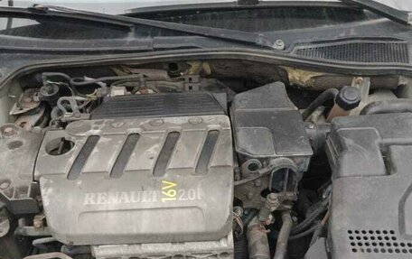 Renault Laguna II, 2004 год, 450 000 рублей, 11 фотография