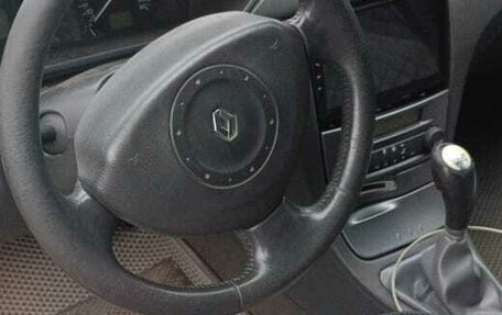 Renault Laguna II, 2004 год, 450 000 рублей, 8 фотография