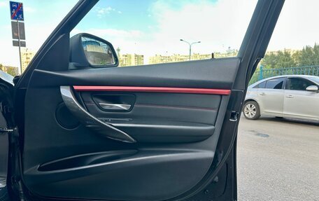 BMW 3 серия, 2013 год, 2 100 000 рублей, 24 фотография