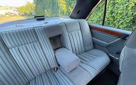 Mercedes-Benz W124, 1986 год, 370 000 рублей, 9 фотография