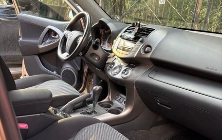 Toyota RAV4, 2011 год, 1 380 000 рублей, 10 фотография