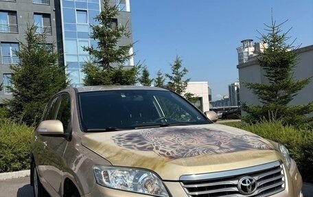 Toyota RAV4, 2011 год, 1 380 000 рублей, 2 фотография