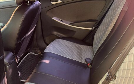 Hyundai Solaris II рестайлинг, 2012 год, 520 000 рублей, 10 фотография
