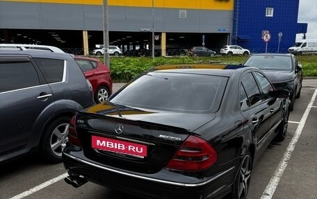 Mercedes-Benz E-Класс, 2004 год, 799 000 рублей, 3 фотография