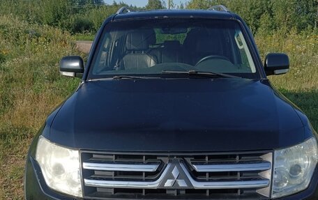 Mitsubishi Pajero IV, 2010 год, 1 400 000 рублей, 3 фотография