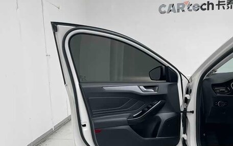 Ford Focus IV, 2022 год, 1 667 085 рублей, 10 фотография