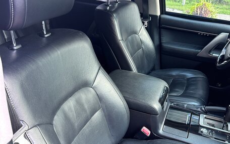 Toyota Land Cruiser 200, 2015 год, 10 000 000 рублей, 26 фотография