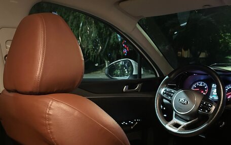 KIA K5, 2021 год, 2 150 000 рублей, 7 фотография
