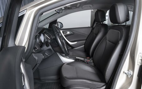 Opel Astra J, 2011 год, 735 000 рублей, 10 фотография