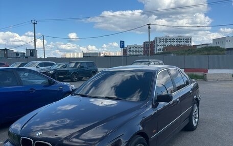 BMW 5 серия, 1998 год, 650 000 рублей, 11 фотография