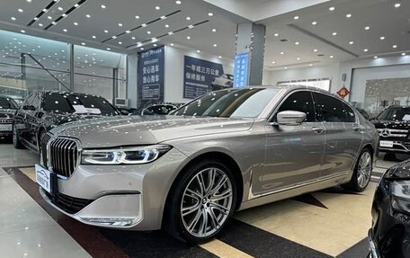 BMW 7 серия, 2022 год, 7 400 000 рублей, 2 фотография