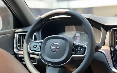 Volvo S60 III, 2022 год, 2 450 000 рублей, 5 фотография